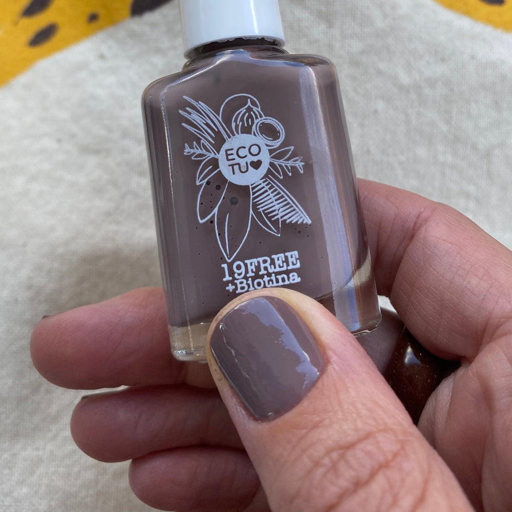 
                  
                    Esmalte Mamás 19FREE - Tierra de Páramo
                  
                