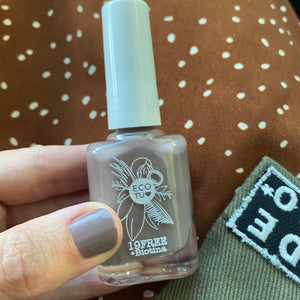 
                  
                    Esmalte Mamás 19FREE - Tierra de Páramo
                  
                